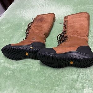 UGG Men's Tan and Black Snow Boots